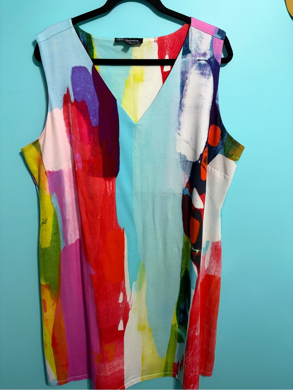Claire Desjardins Abstract Print V-Neck Sleeveless Dress